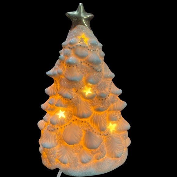 Vintage Y2K White Gold Ceramic Light Up Christmas Tree Star Cutouts Home Decor - Picture 8 of 9
